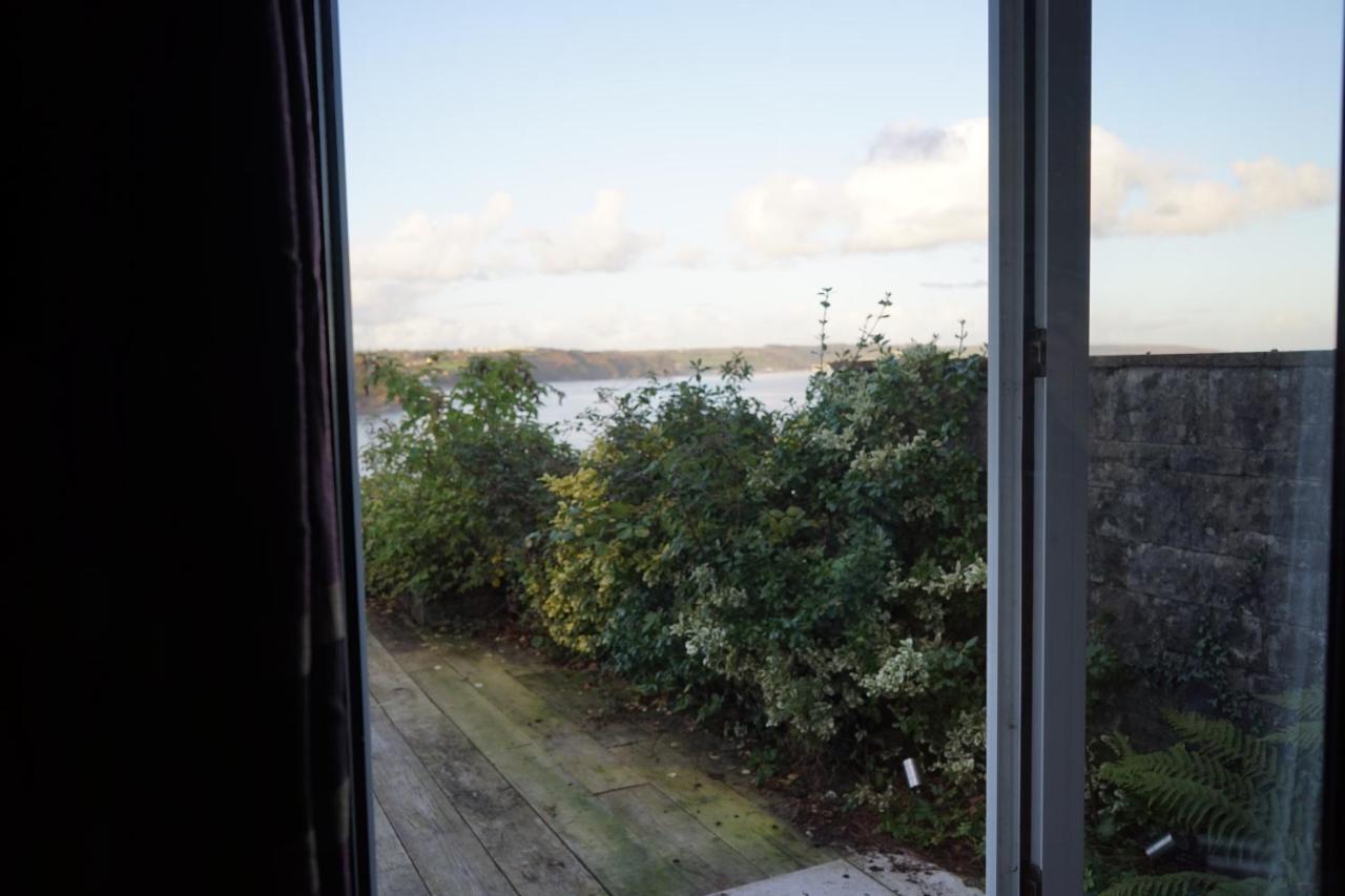 Beach House With Sea Views Over Saundersfoot Bay Buitenkant foto